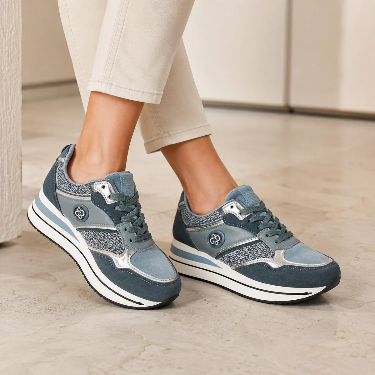 Aurora – Sneakers Ergonomiche con Zeppa, Addio Mal Di Schiena E Dolori Ai Piedi